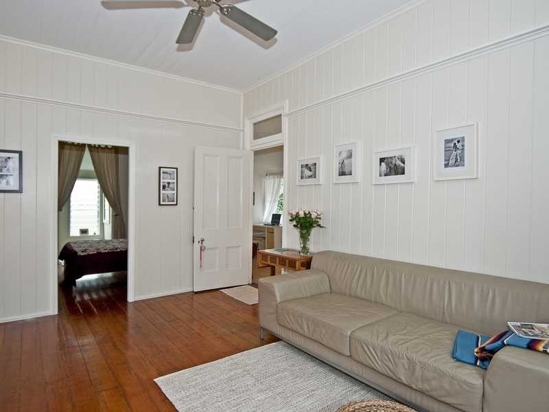 9 Lawrence Street, North Ipswich QLD 4305