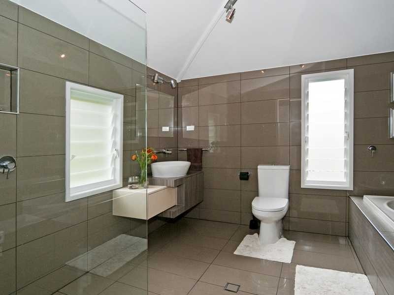 9 Lawrence Street, North Ipswich QLD 4305