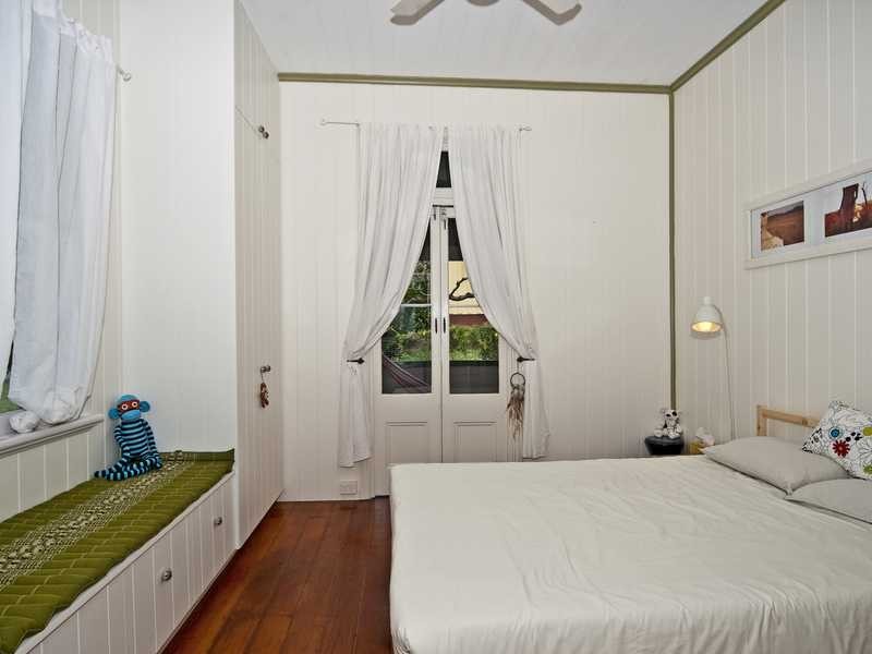 9 Lawrence Street, North Ipswich QLD 4305