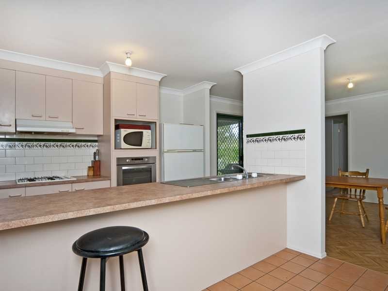 39 Elaine Street, Karalee QLD 4306