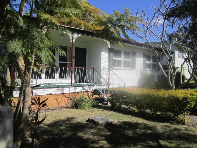 25 Trumpy Street, Silkstone QLD 4304