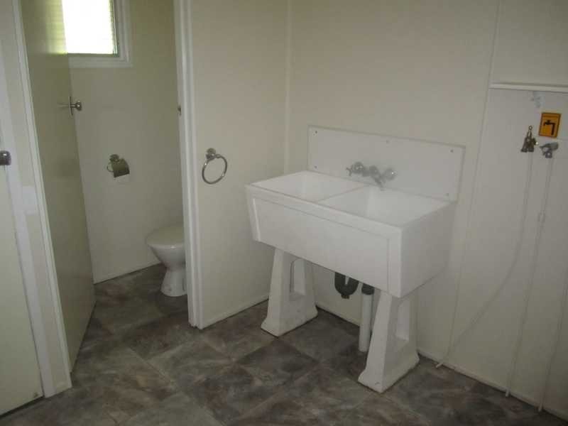 25 Trumpy Street, Silkstone QLD 4304