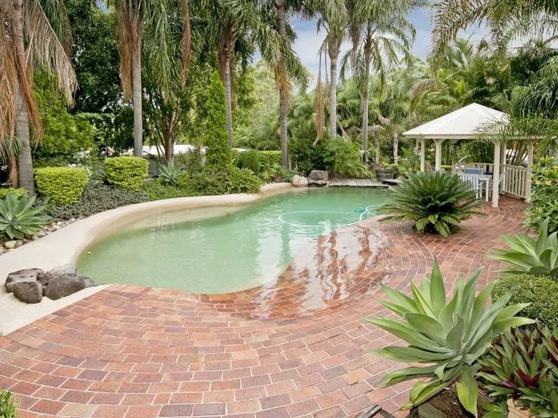 27 Bass Street Barellan Point, Karalee QLD 4306