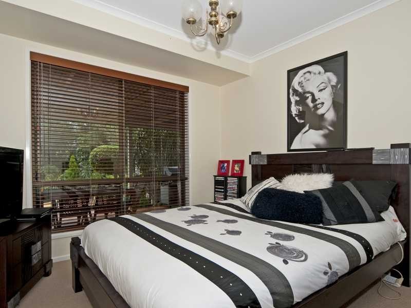 27 Bass Street Barellan Point, Karalee QLD 4306