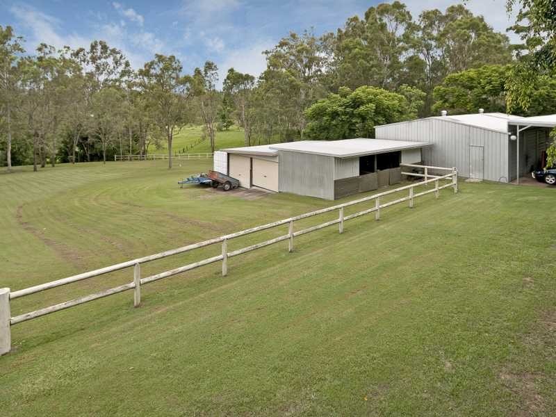 27 Bass Street Barellan Point, Karalee QLD 4306