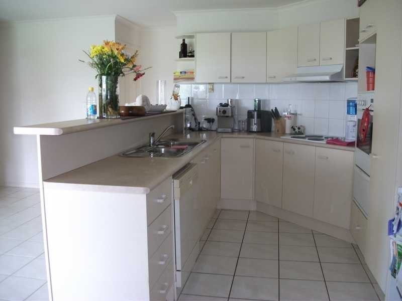 18 Rangeview Drive, Flinders View QLD 4305