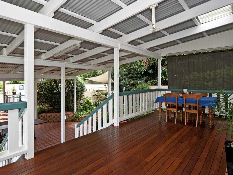 1 Bird Street, Bundamba QLD 4304