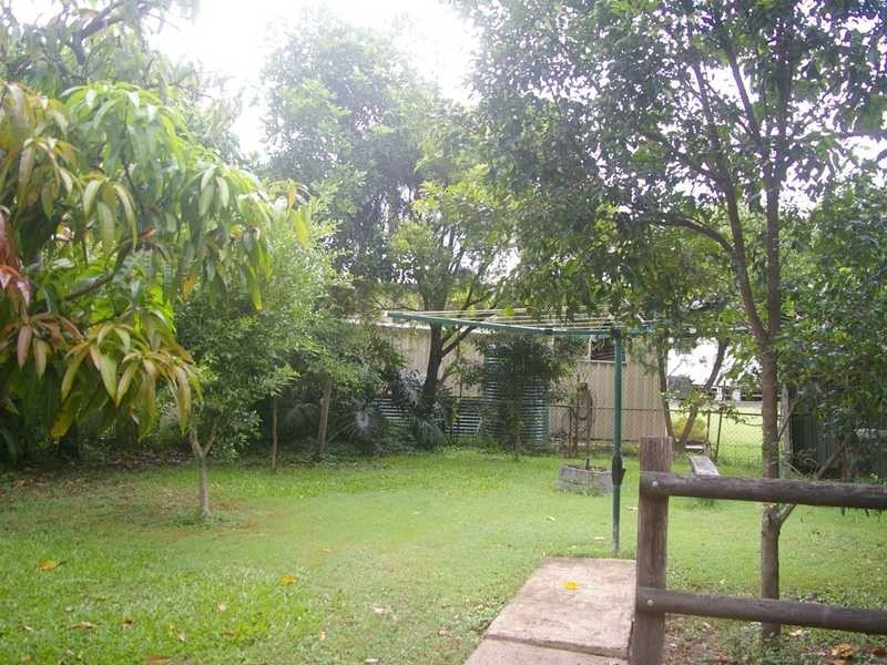 13 Vivian Street, Eastern Heights QLD 4305