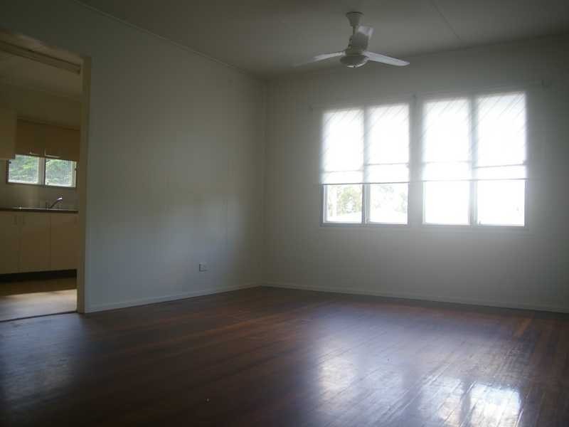 17 Wills Street, Leichhardt QLD 4305