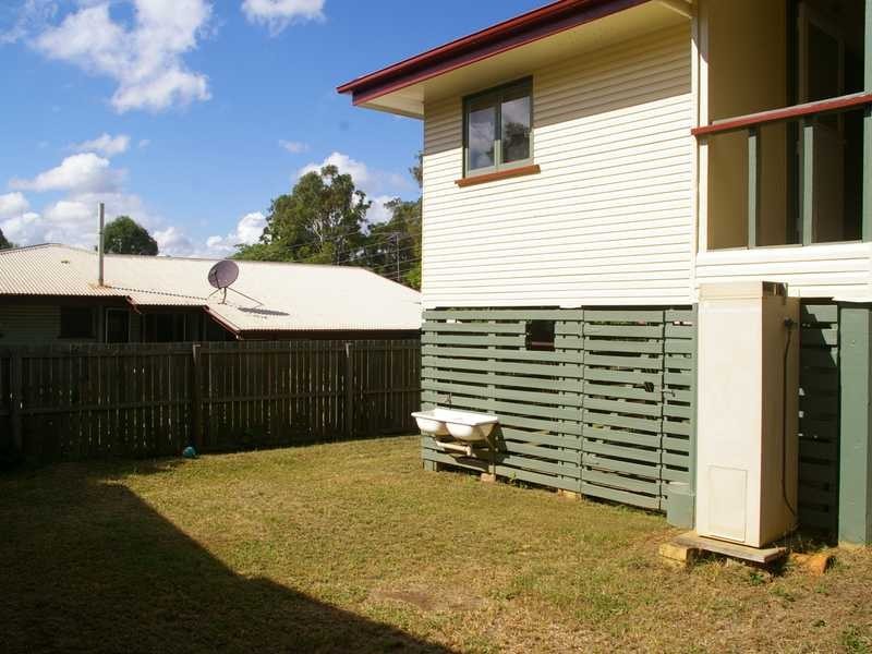 17 Wills Street, Leichhardt QLD 4305
