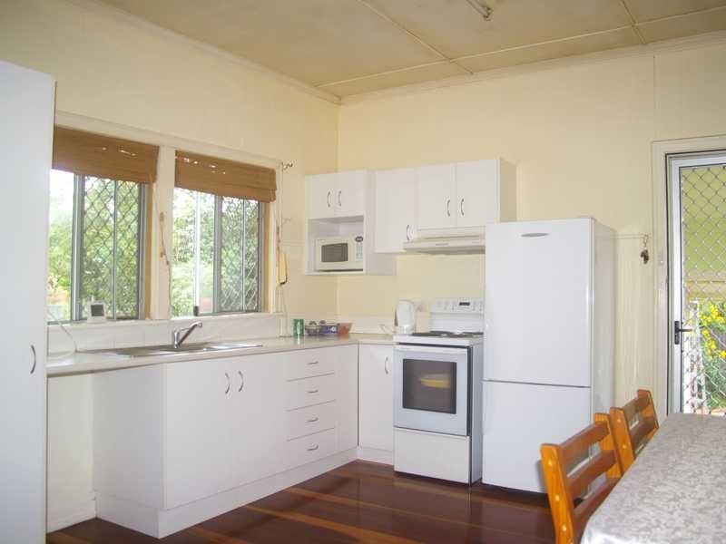 12 Margaret Street, Booval QLD 4304