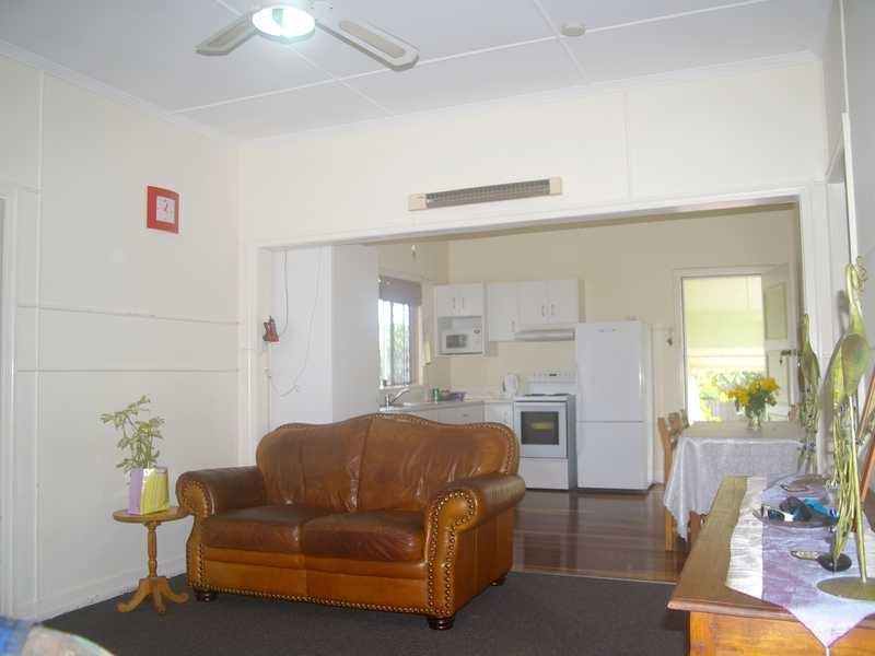 12 Margaret Street, Booval QLD 4304