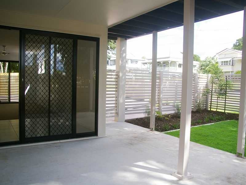 Unit 1-6/8 Macquarie Street, Booval QLD 4304