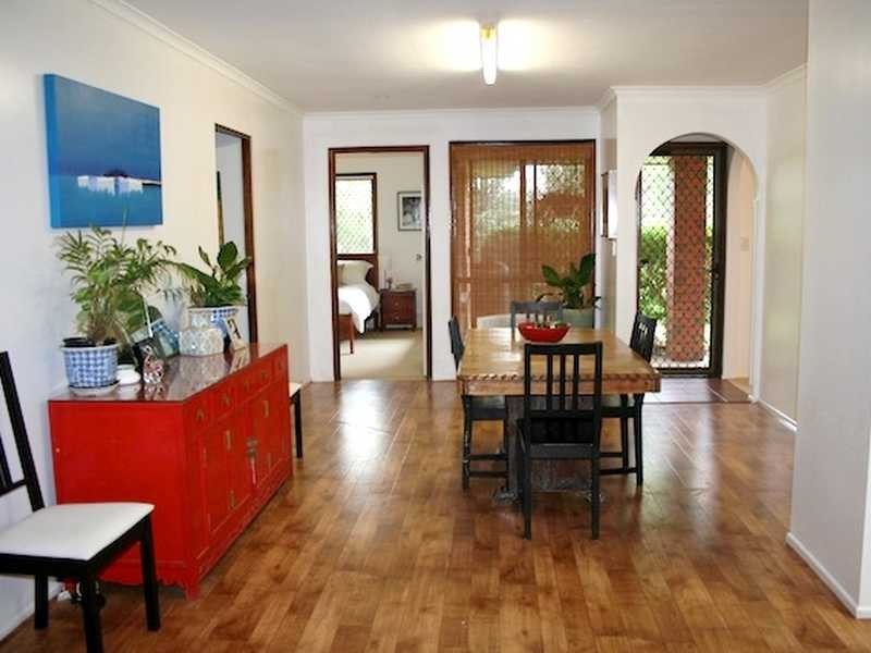 9 Kingfisher Court, Bundamba QLD 4304