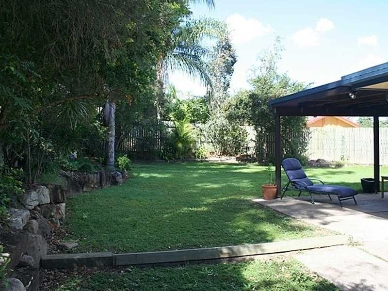 9 Kingfisher Court, Bundamba QLD 4304