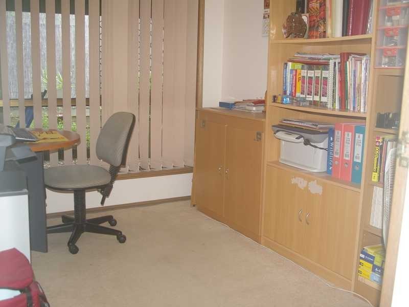 2 Amor Court, Yamanto QLD 4305