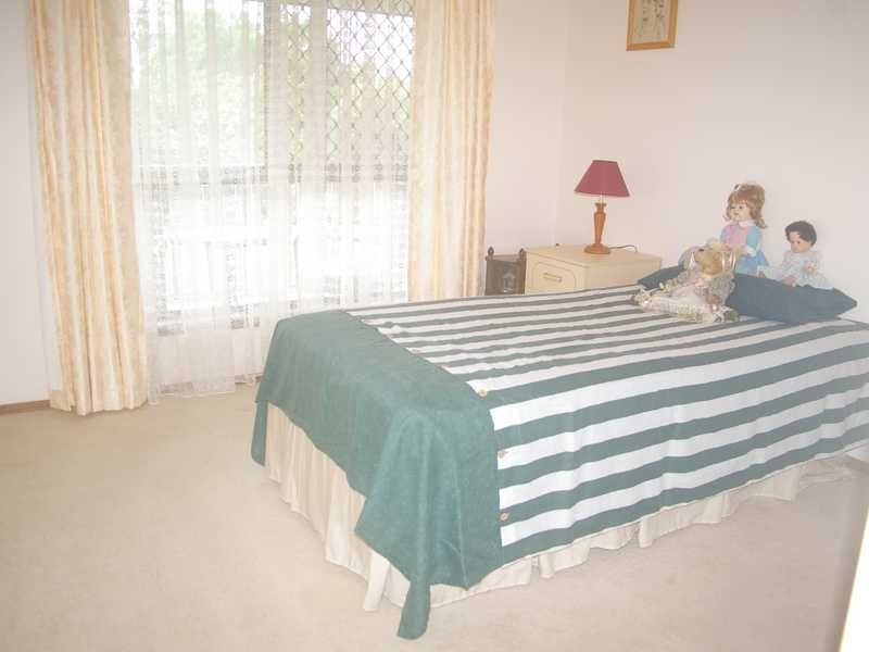 2 Amor Court, Yamanto QLD 4305