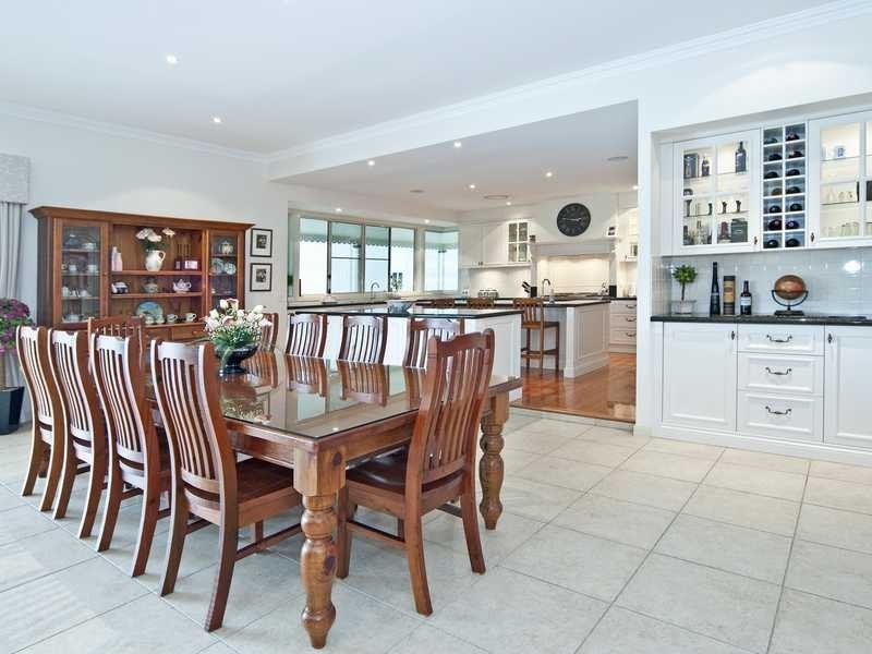 14 President Circuit, Karalee QLD 4306