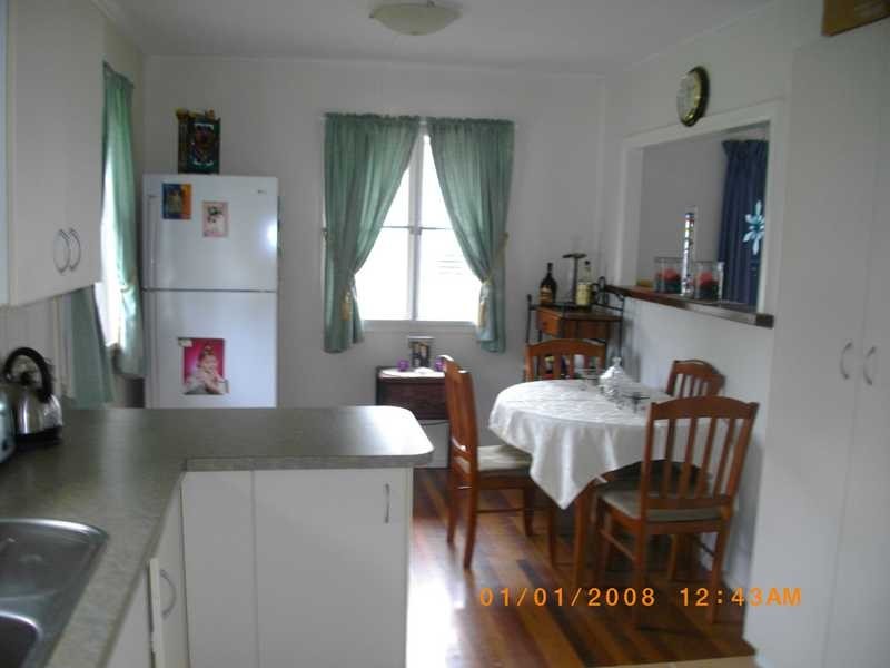 40 Flinders Drive, Leichhardt QLD 4305