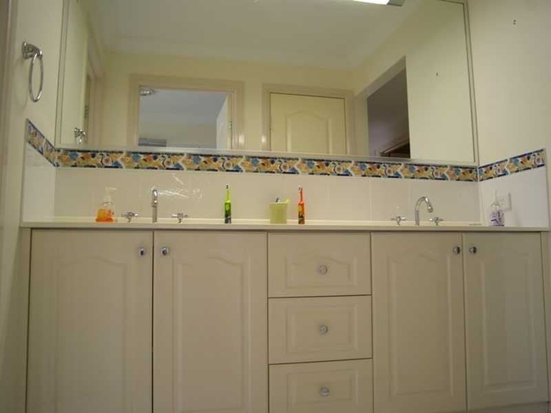 15 Alexandra Close, Flinders View QLD 4305