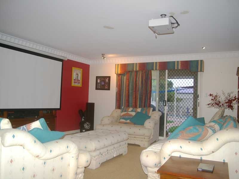 15 Alexandra Close, Flinders View QLD 4305