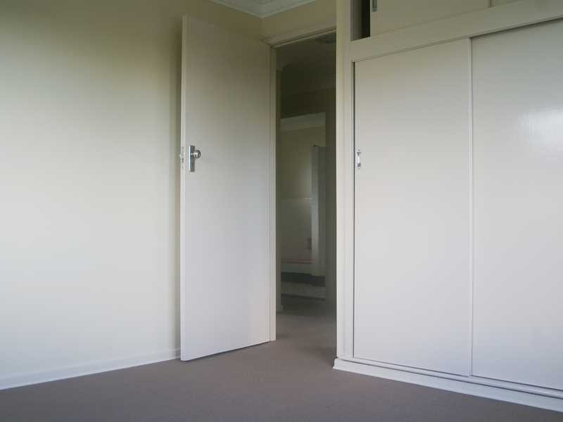 41 Raceview Street, Eastern Heights QLD 4305