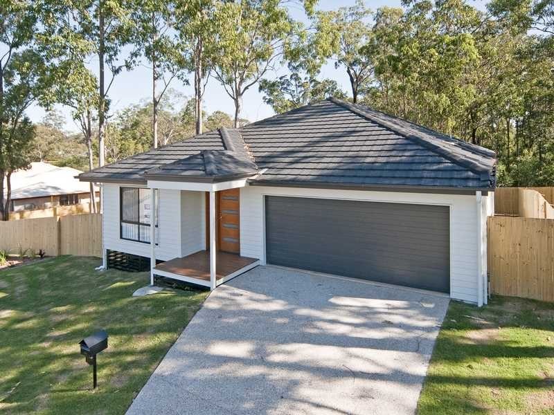 8 Stack Street, Collingwood Park QLD 4301