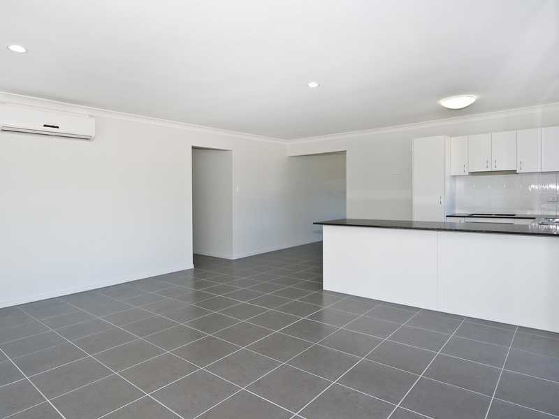 8 Stack Street, Collingwood Park QLD 4301