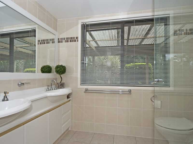 27 Bass Street Barellan Point, Karalee QLD 4306