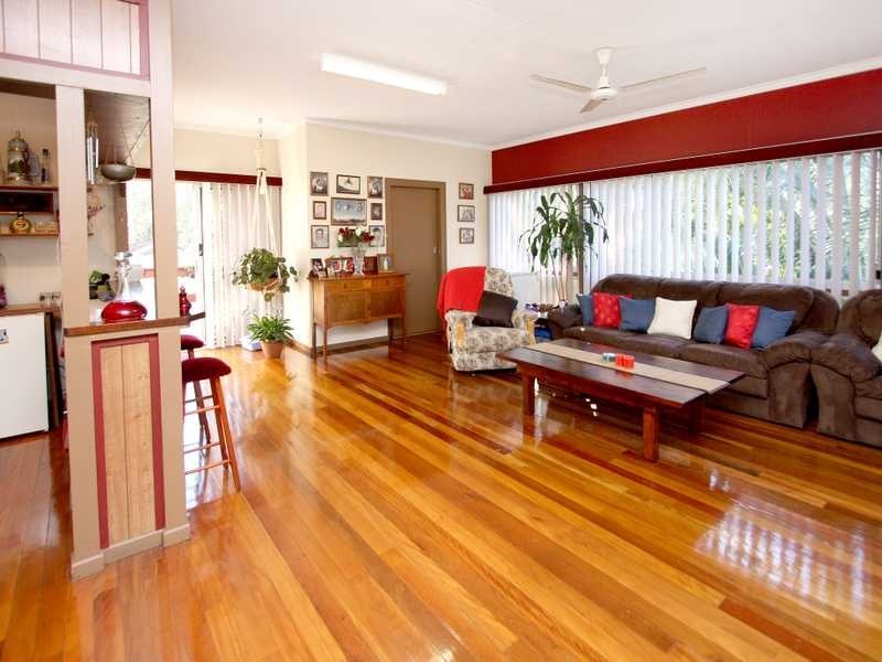 571 Mount Crosby Road, Karana Downs QLD 4306