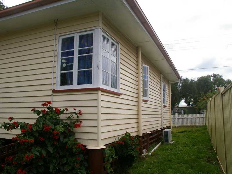 9 Canning Street, North Ipswich QLD 4305