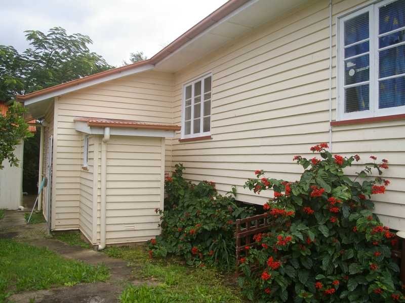 9 Canning Street, North Ipswich QLD 4305