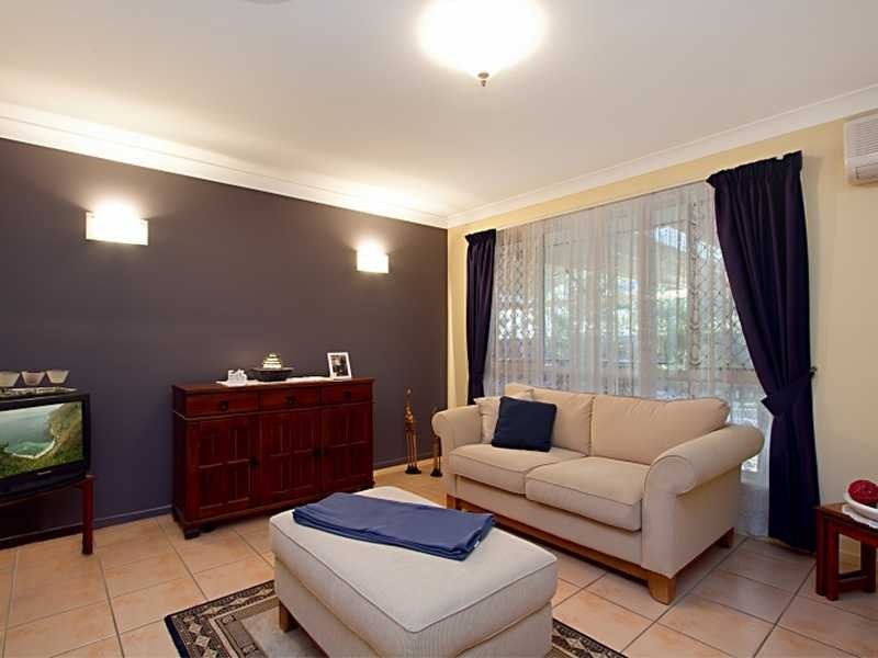 Flinders View QLD 4305