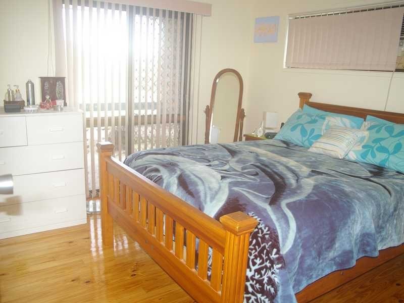 Yamanto QLD 4305