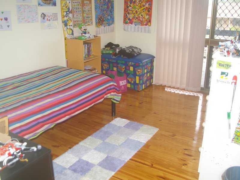 Yamanto QLD 4305