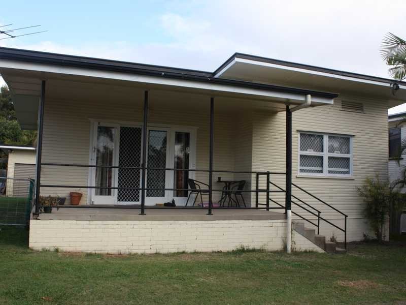 7 Selwyn Street, North Booval QLD 4304