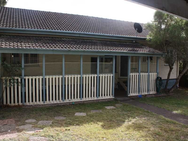 13 Saxelby St, East Ipswich QLD 4305