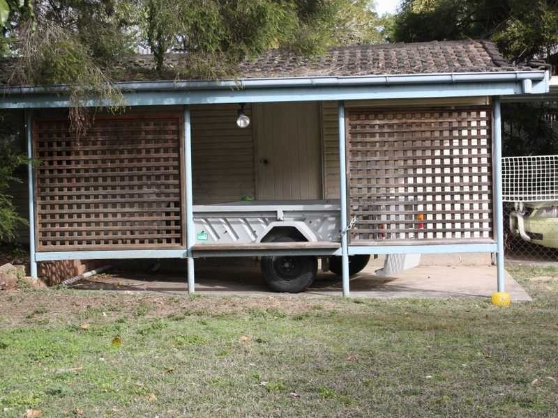 13 Saxelby St, East Ipswich QLD 4305