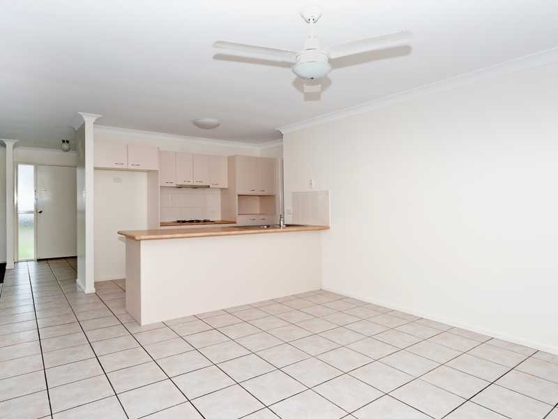 8 Glengarry Lane, Raceview QLD 4305