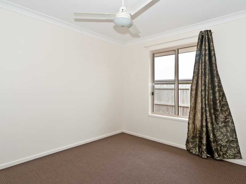 8 Glengarry Lane, Raceview QLD 4305