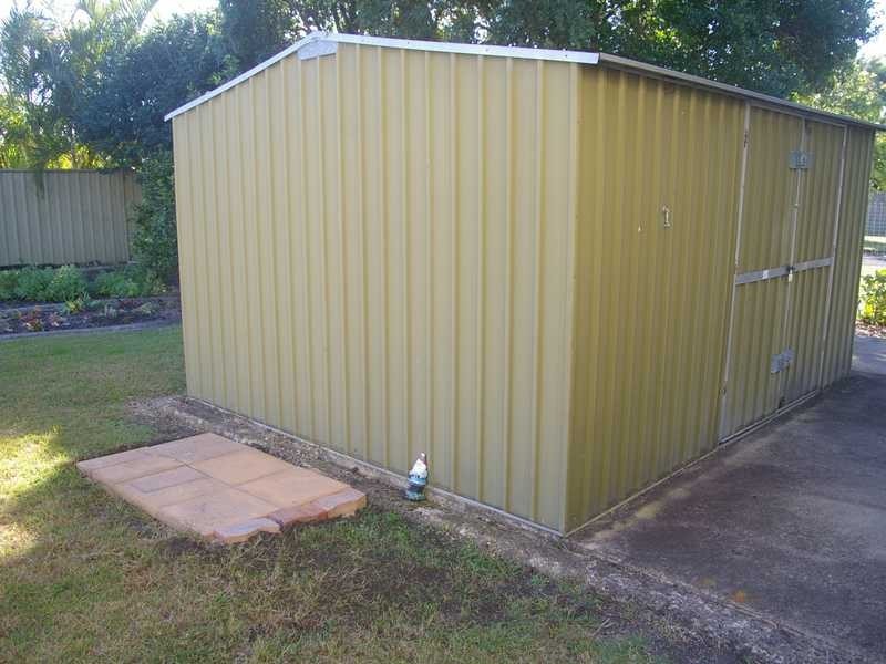 43 Grange RD, Eastern Heights QLD 4305