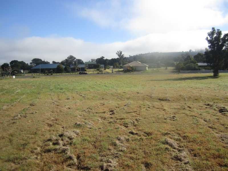 94 Rose Av, Minden QLD 4311