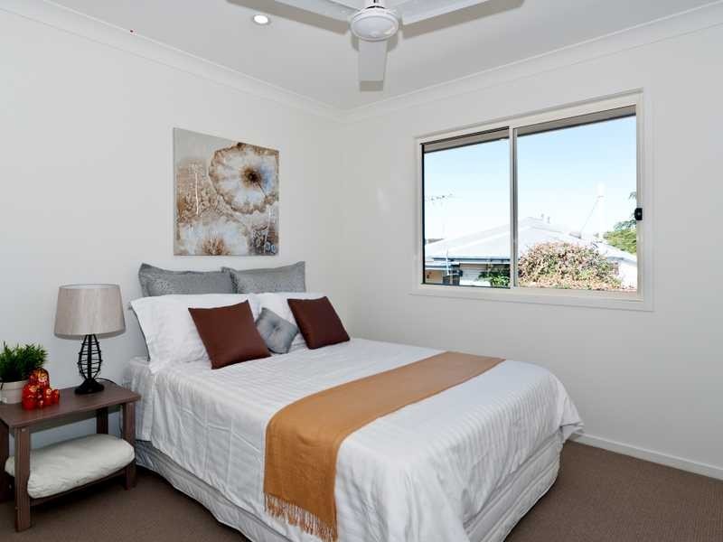 33 Margaret Street, Booval QLD 4304