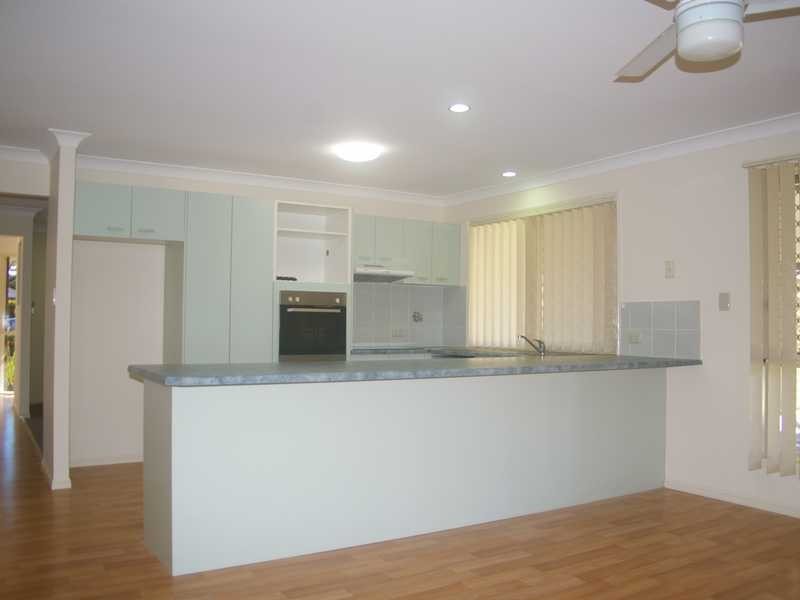 5 Poincianna Court, Walloon QLD 4306