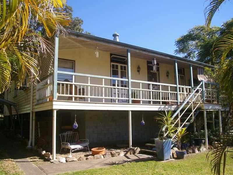 3 Roma Street, North Booval QLD 4304