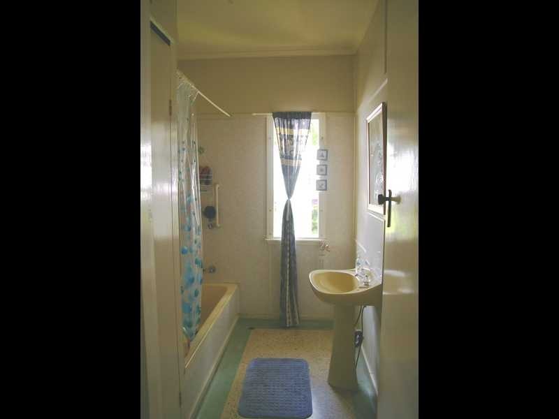 2 Reginald Street, North Ipswich QLD 4305