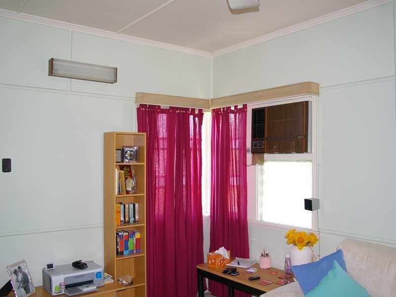 2 Reginald Street, North Ipswich QLD 4305