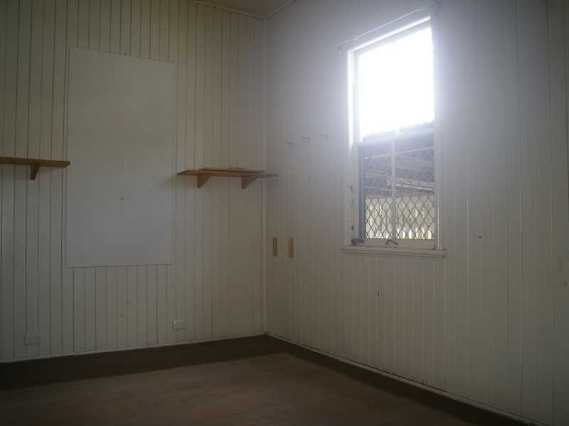 3 Harold Street, Bundamba QLD 4304