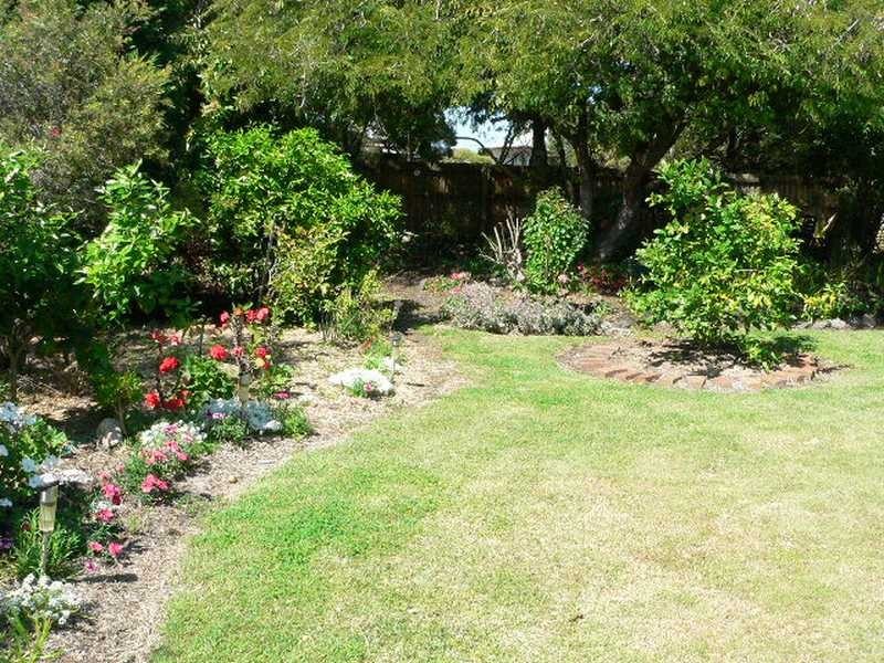 8 McGrath Lane, Booval QLD 4304