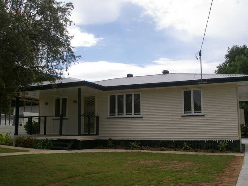 20 Phyllis Street, Eastern Heights QLD 4305